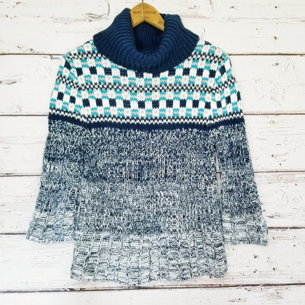 Decree Bell Sleeve Blue White Sweater